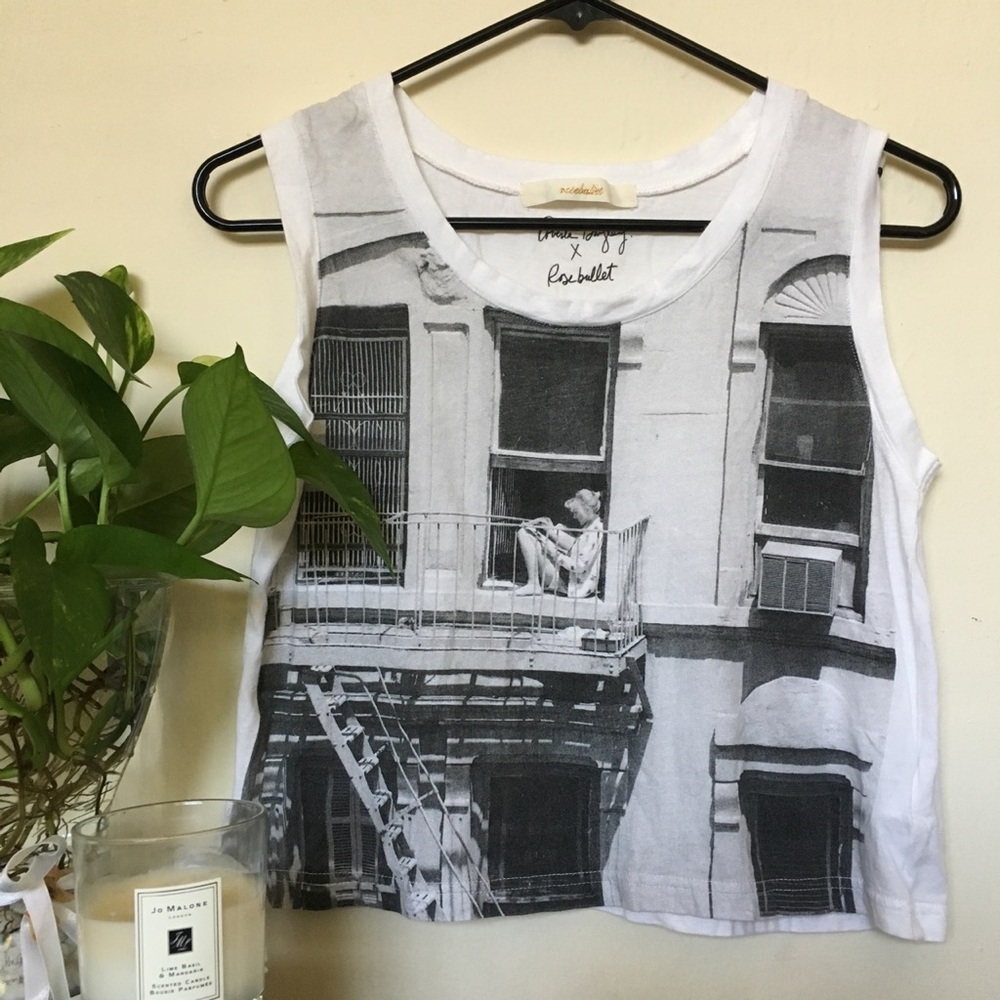 White and black print tank