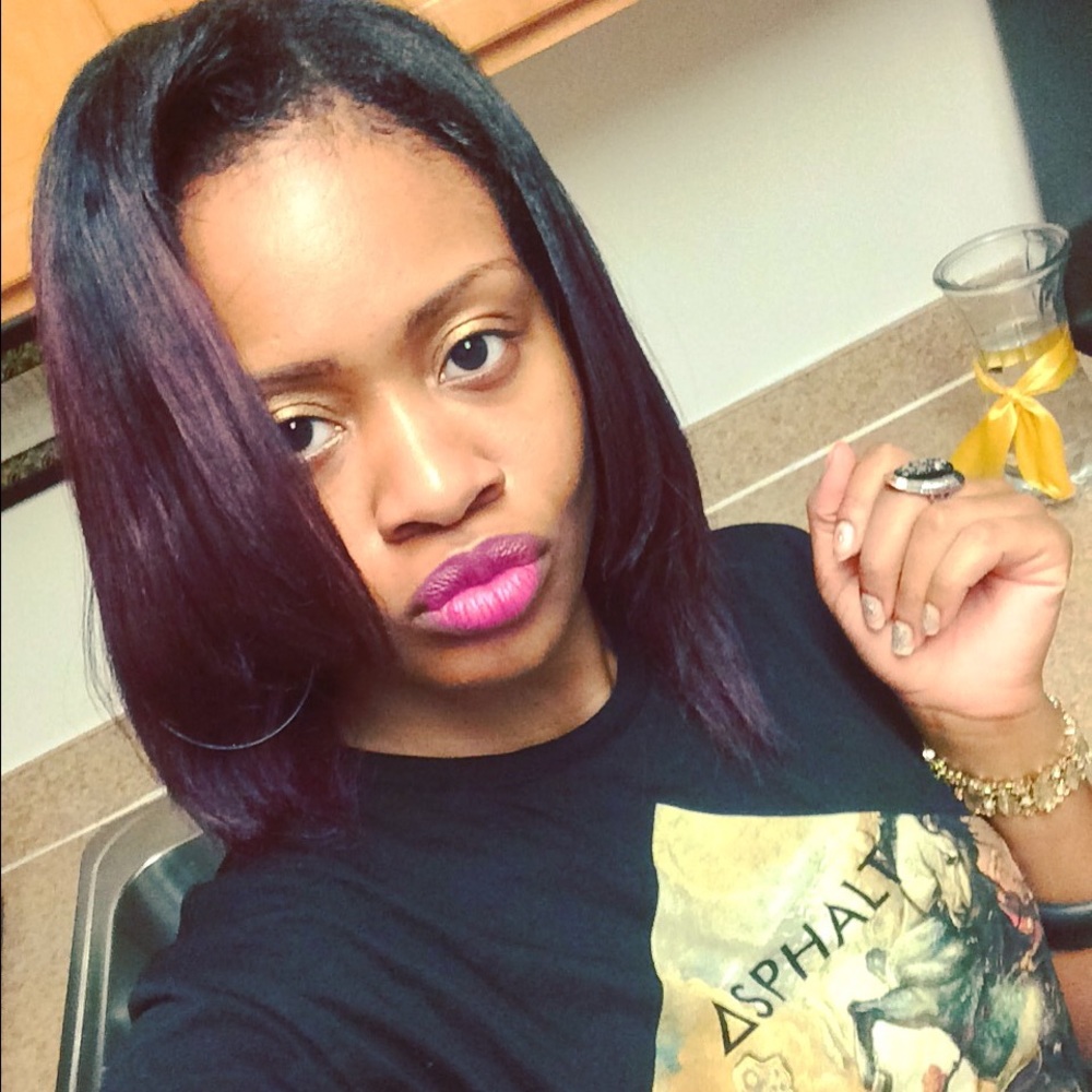 Meet your Posher, Whitney