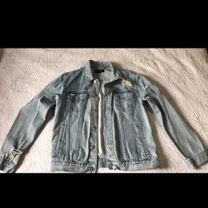 Denim Wash Ripped Jean Jacket