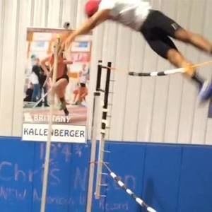 Meet your Posher, Zac