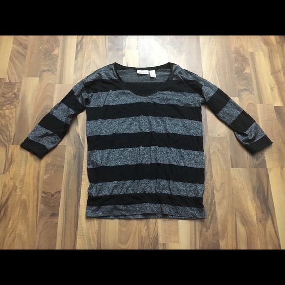 🚨 10/$20 bundle SALE 🚨 Dkny Womens Size Small Grey Shimmer Top - Picture 3 of 8