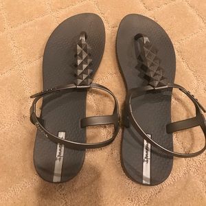Ipanema Gray Jelly Sandals. Worn once. Size 10.