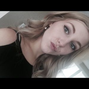 Meet your Posher, Liz