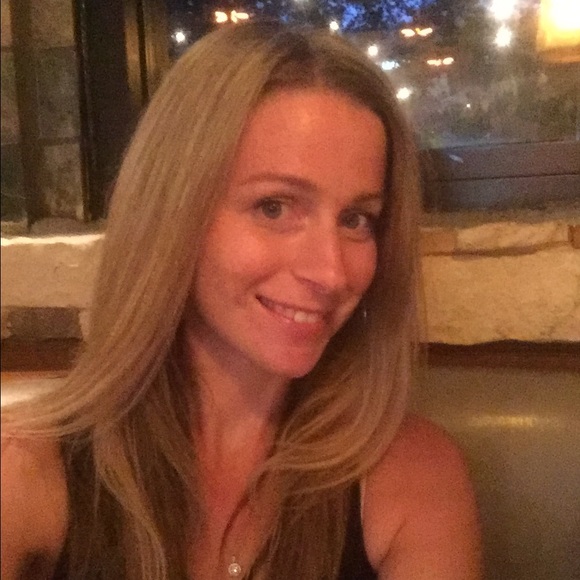 Meet your Posher, Heather - Picture 1 of 1