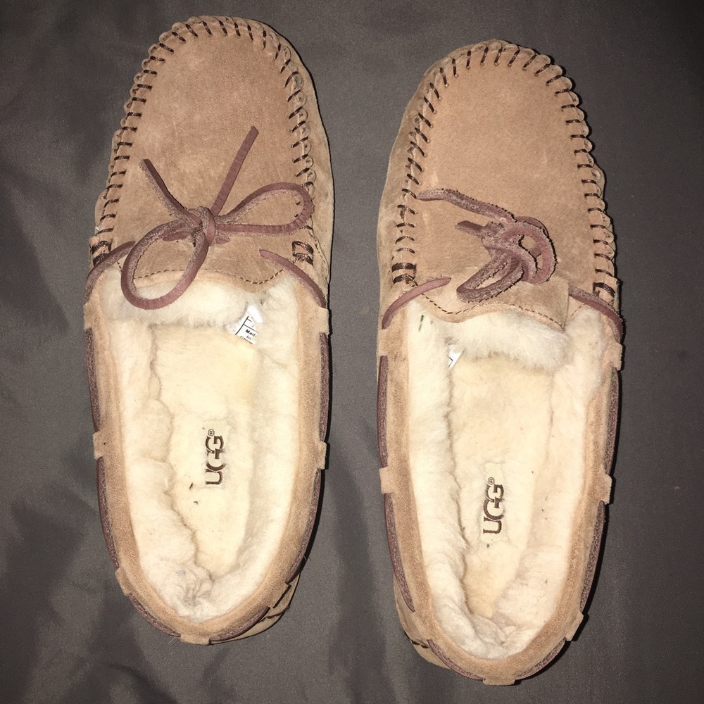 UGG moccasins size 7 women