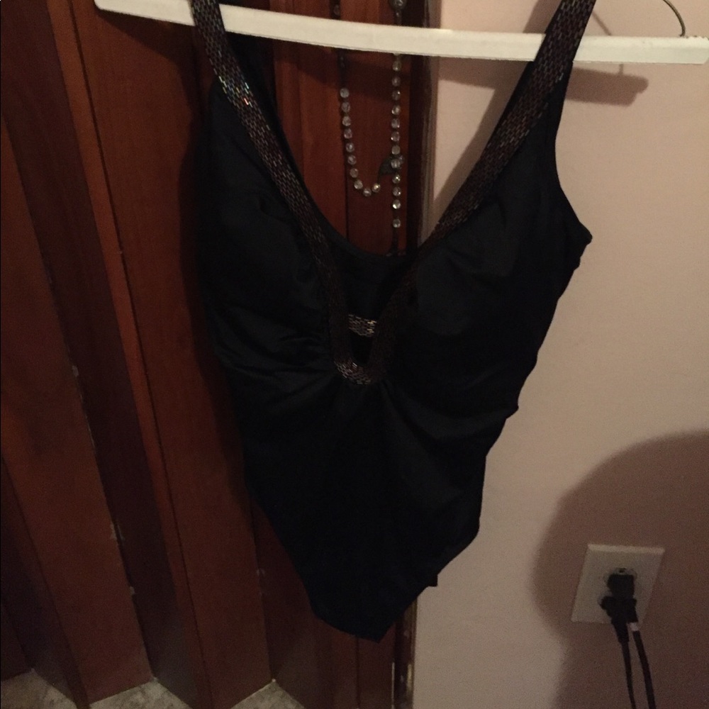 Bathing suit