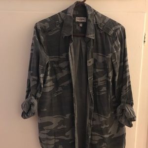 Express Olive Camo Boyfriend Portofino. Size M.