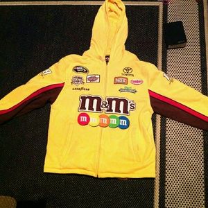 M&M NASCAR ZIP-UP JACKET KYLE BUSCH #18