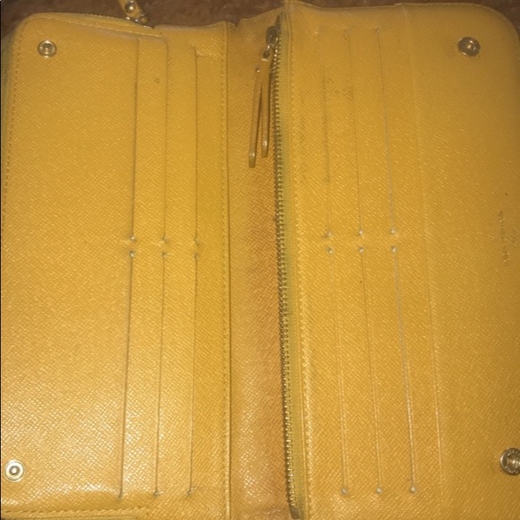 Louis Vuitton Wallet