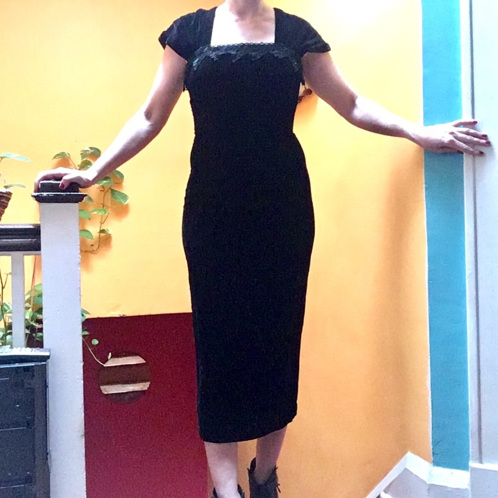 🥂 Vintage Black velvet gown 🖤 by Carole Little