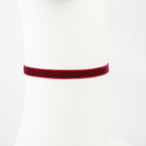 Red Wine Skinny Velvet Adjustable Strap Choker - Picture 3 of 4