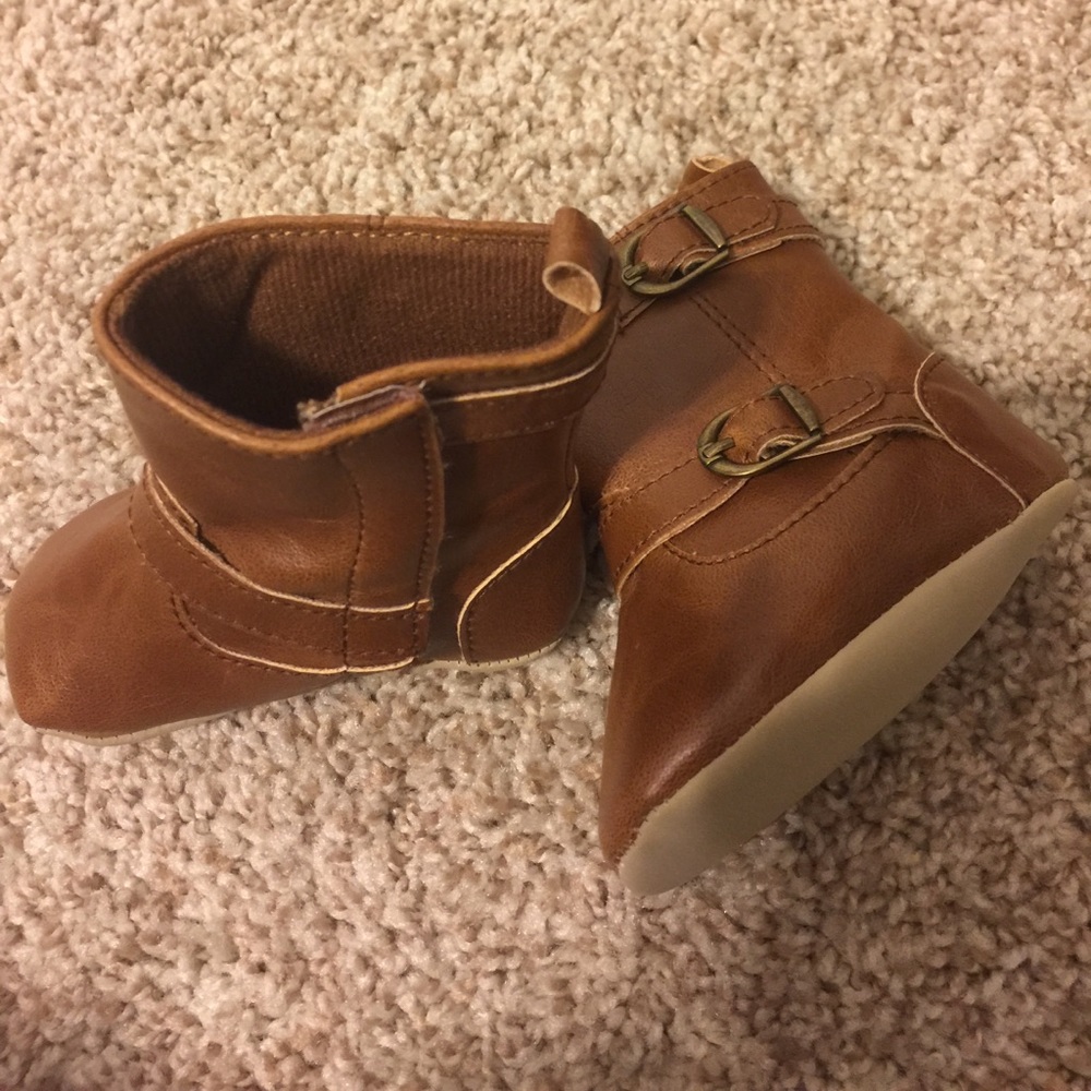 Baby Brown boots from Oldnavy.