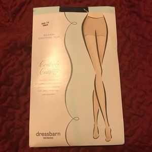 Dressbarn Silken ControlTop Panty Hose Black sz 1x