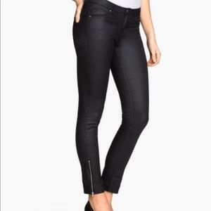 Coated skinny jeans *See description for size info