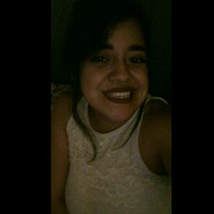 Meet your Posher, Ana