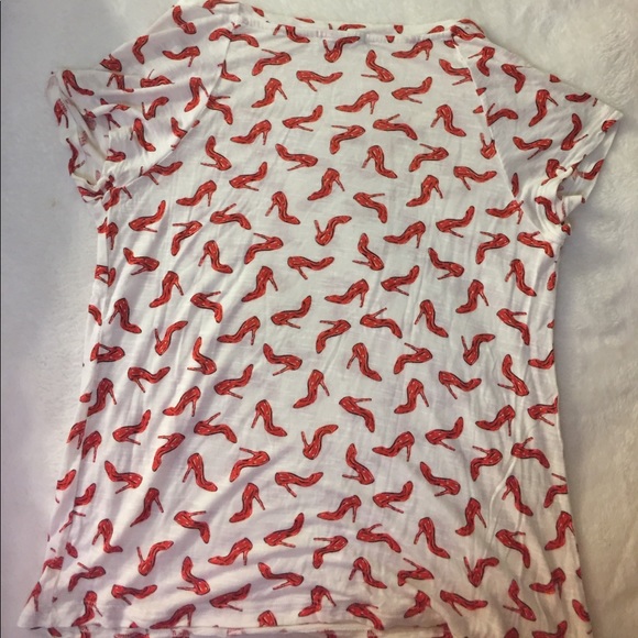 *Red high heel print graphic short sleeve t-shirt - Picture 3 of 5
