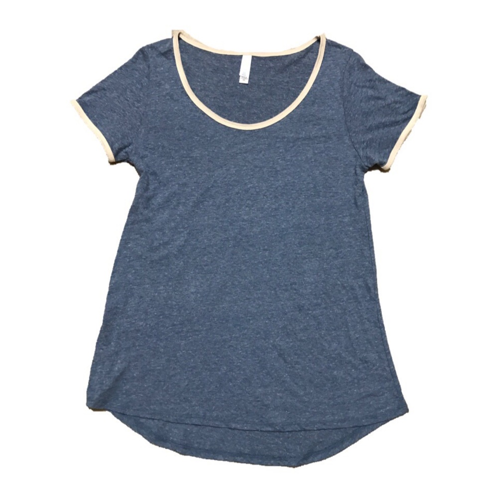 LuLaRoe XS T-Shirt