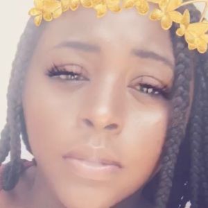 Meet your Posher, Antonique