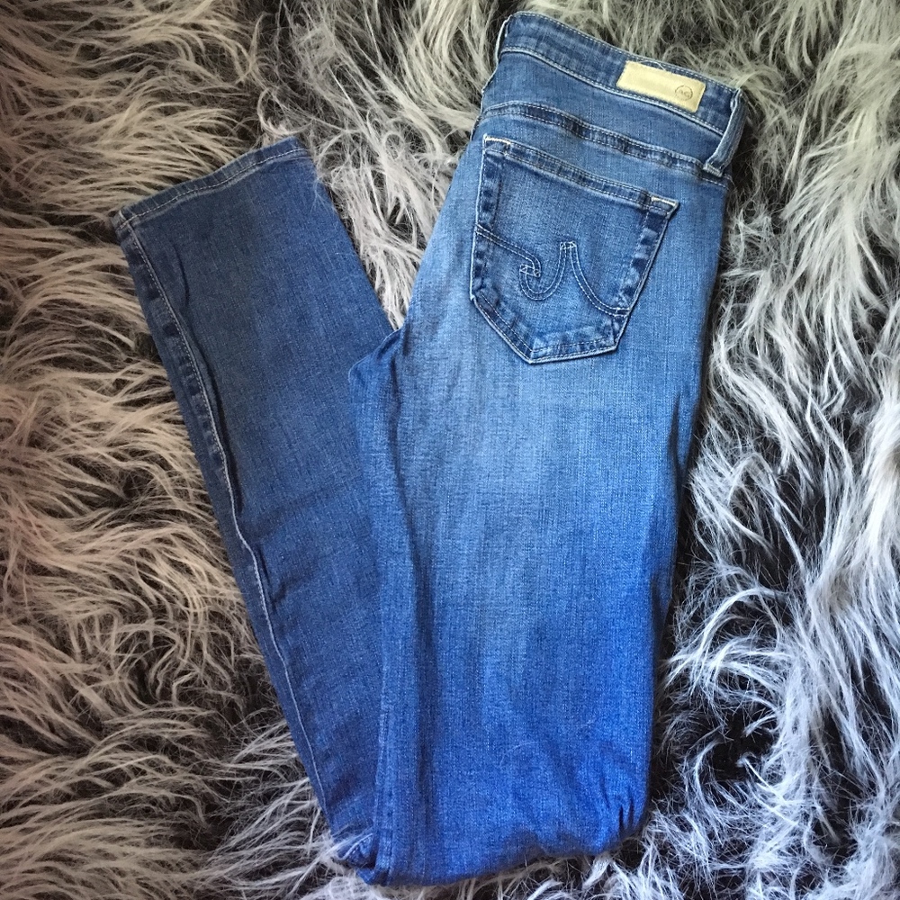 AG The Prima Mid Rise Cigarette Skinny Jeans 25R