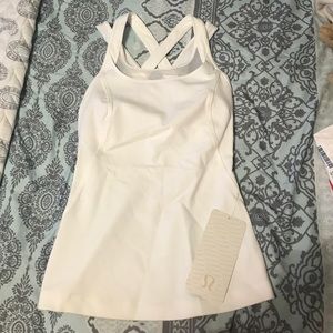 Lululemon compassion tank top NWT size 2