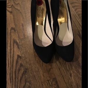 MICHAEL Michael Kors Black Suede Shoes 👠