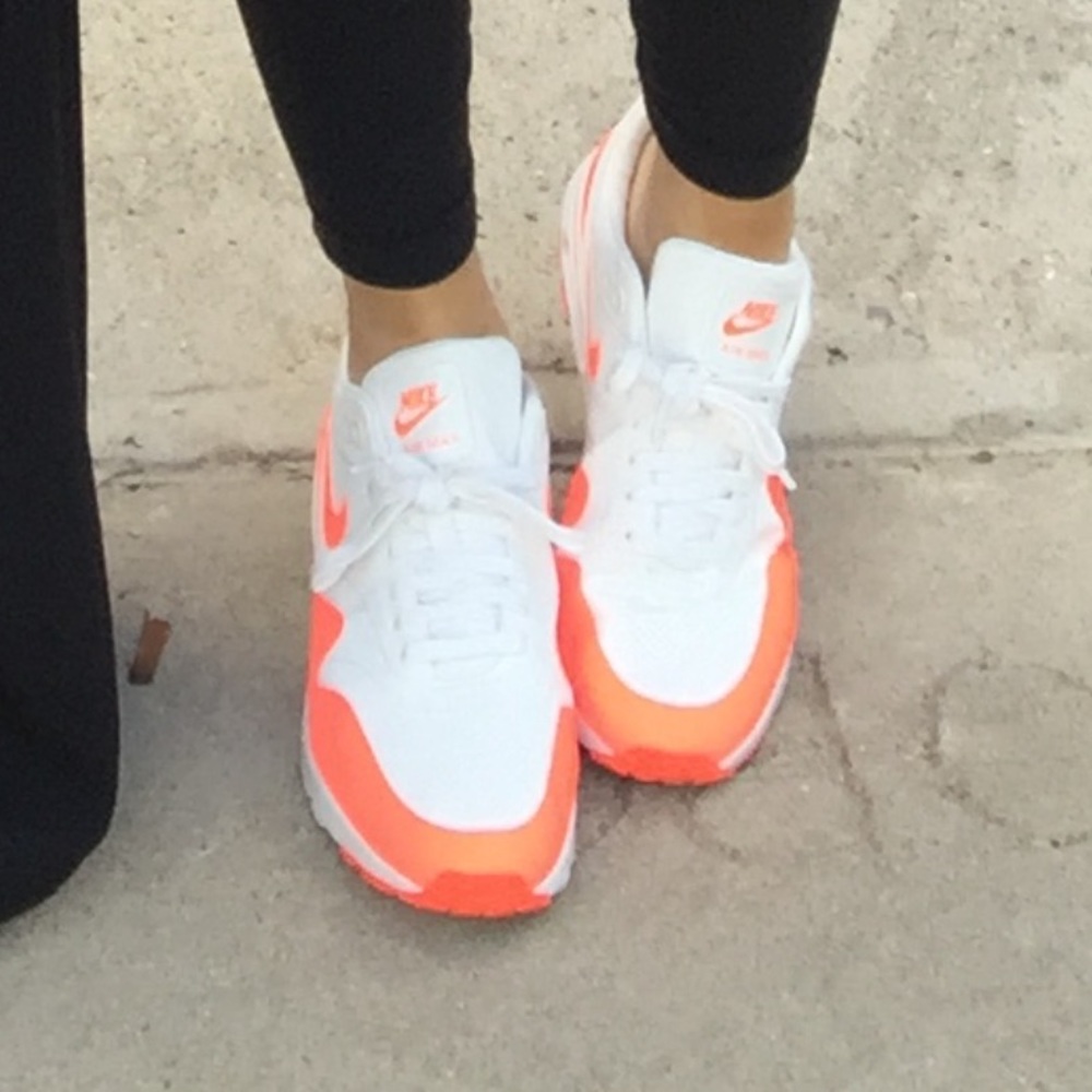 Women's Nike Air Max!