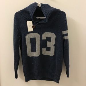 Gap sweater for 3 year old (never worn)