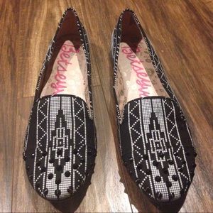 Betseyville studded smoking flat size 10