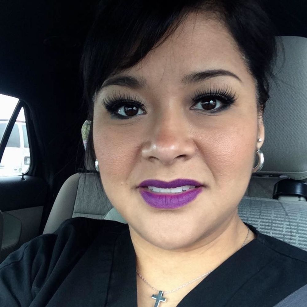 Meet your Posher, Ivon