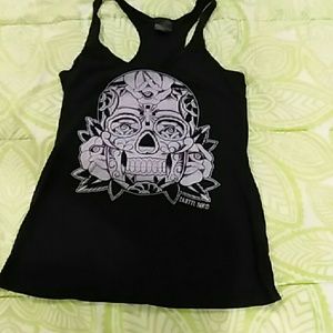Black sleeveless  cartel top