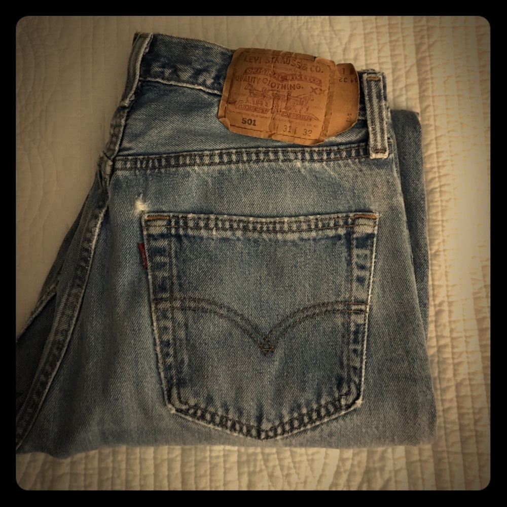 🌹VINTAGE 501 LEVI'S BUTTON FLY 🌹SZIZE: 31X32🌹