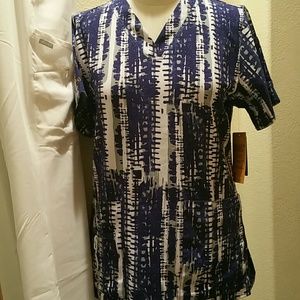 Carhartt Scrub top size SMALL