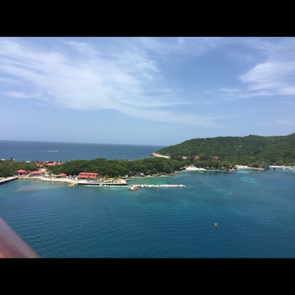 Meet your Posher, Wendy - Picture 3 of 7