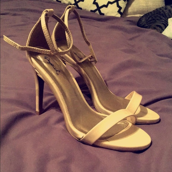 Nude sandal heels - Picture 1 of 1