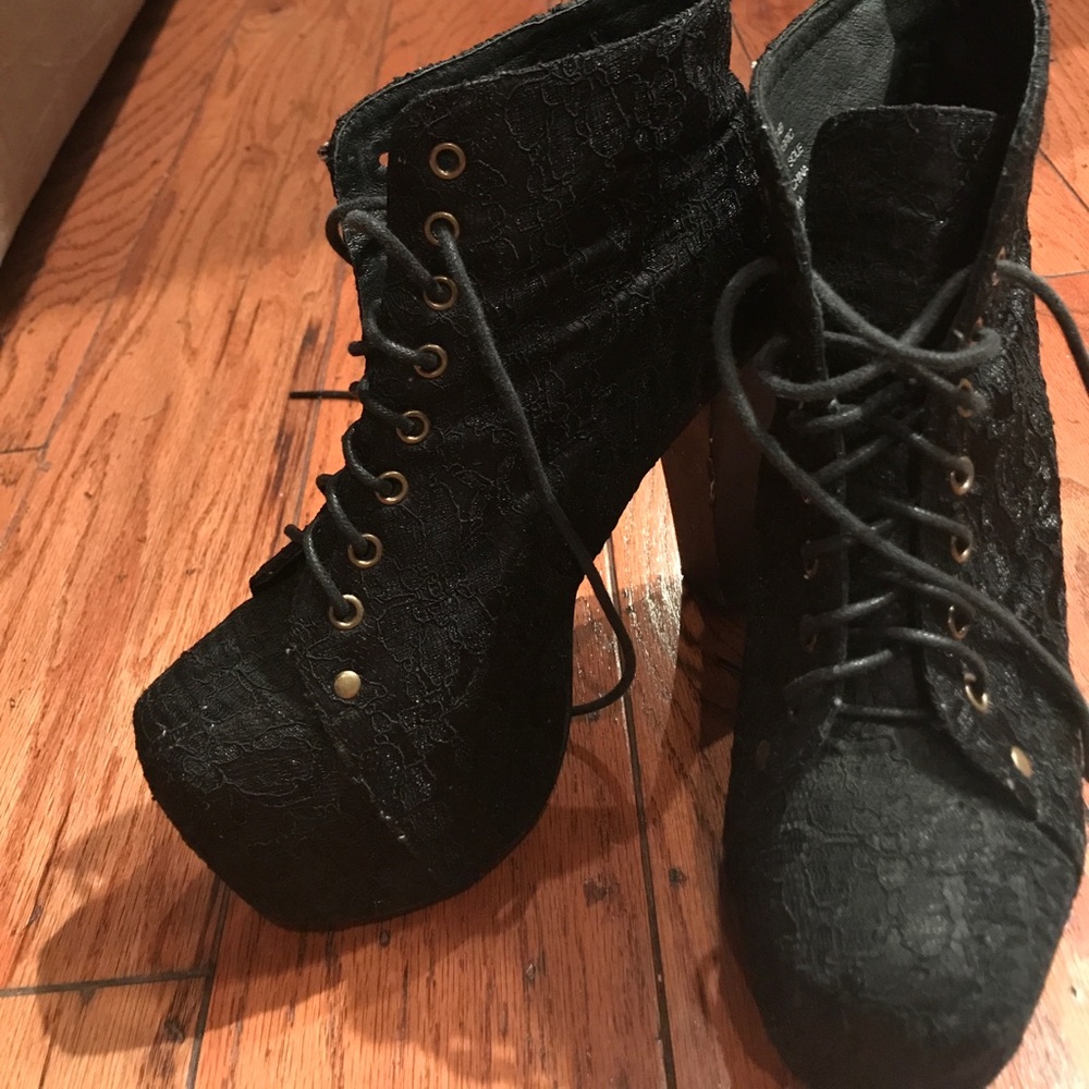 Lace Jeffery Campbell's