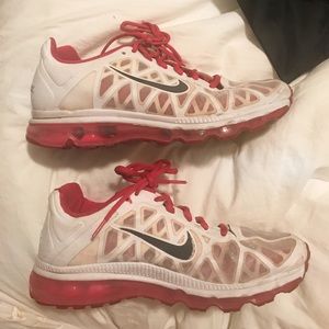 Nike AirMax. Pink and white custom