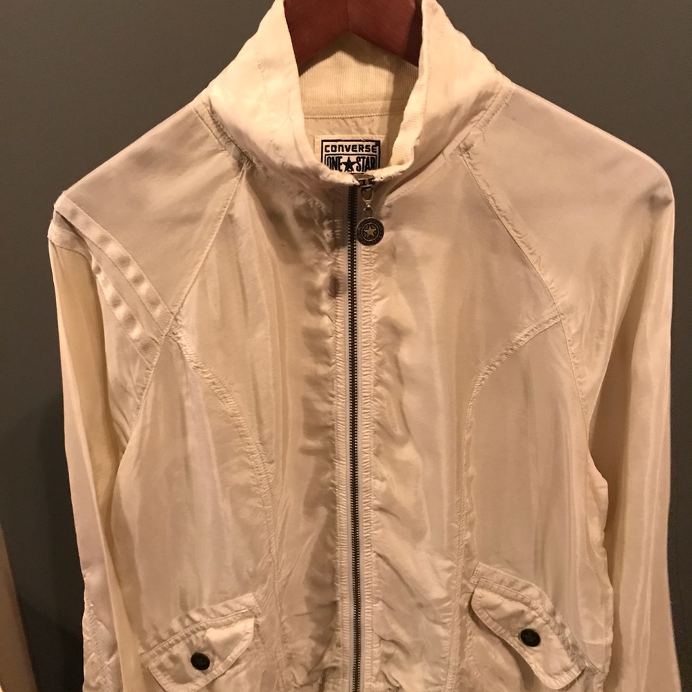 Converse bomber