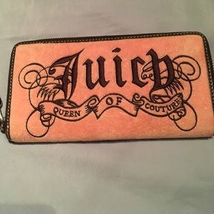 Juicy couture wallet. Used like new!