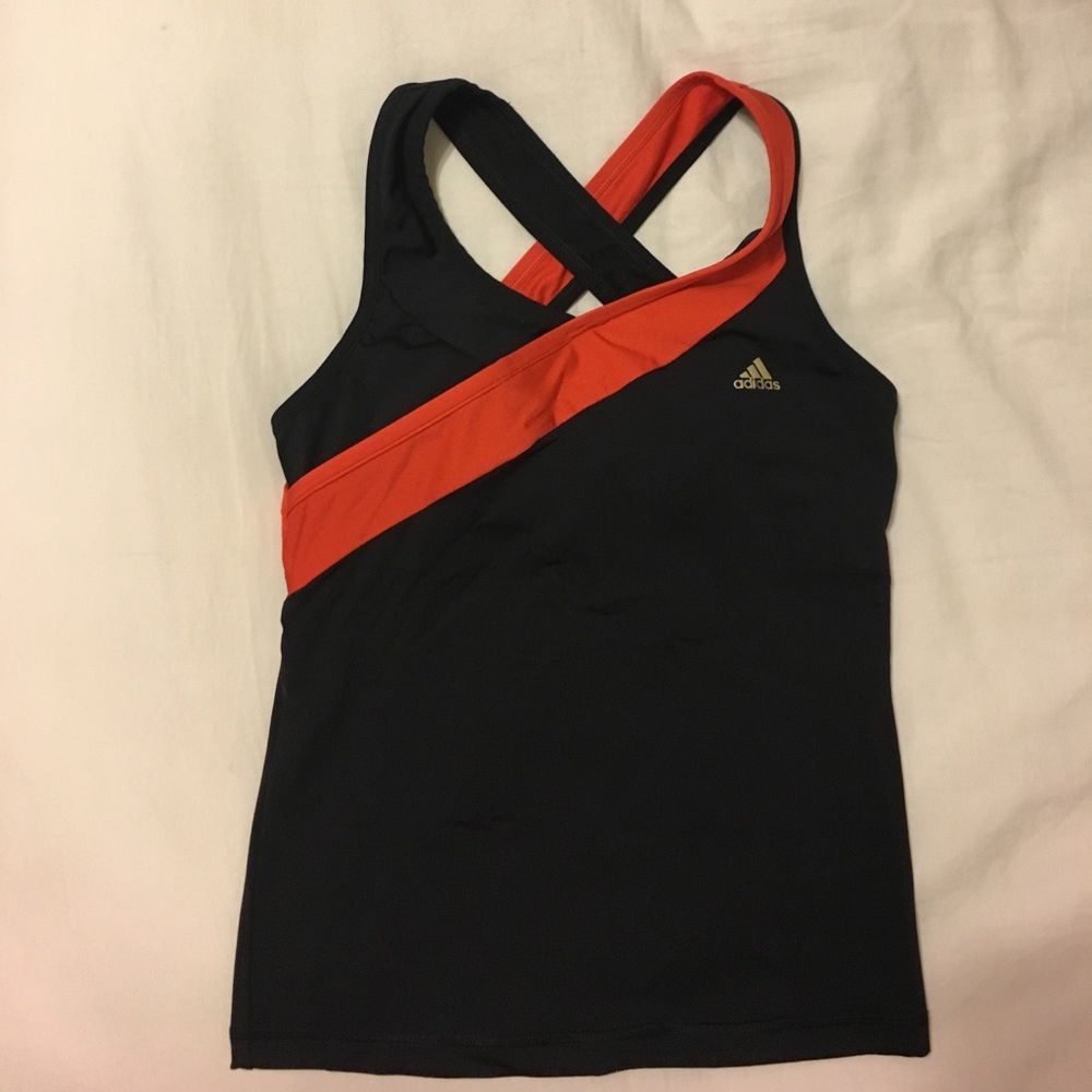 🎀 Adidas Workout Tank 🎀