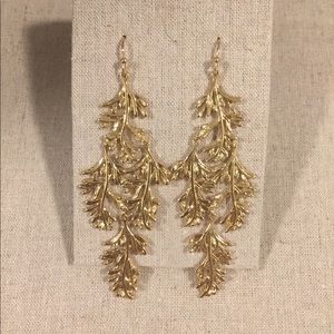 Stella & Dot Grace Chandelier Earrings