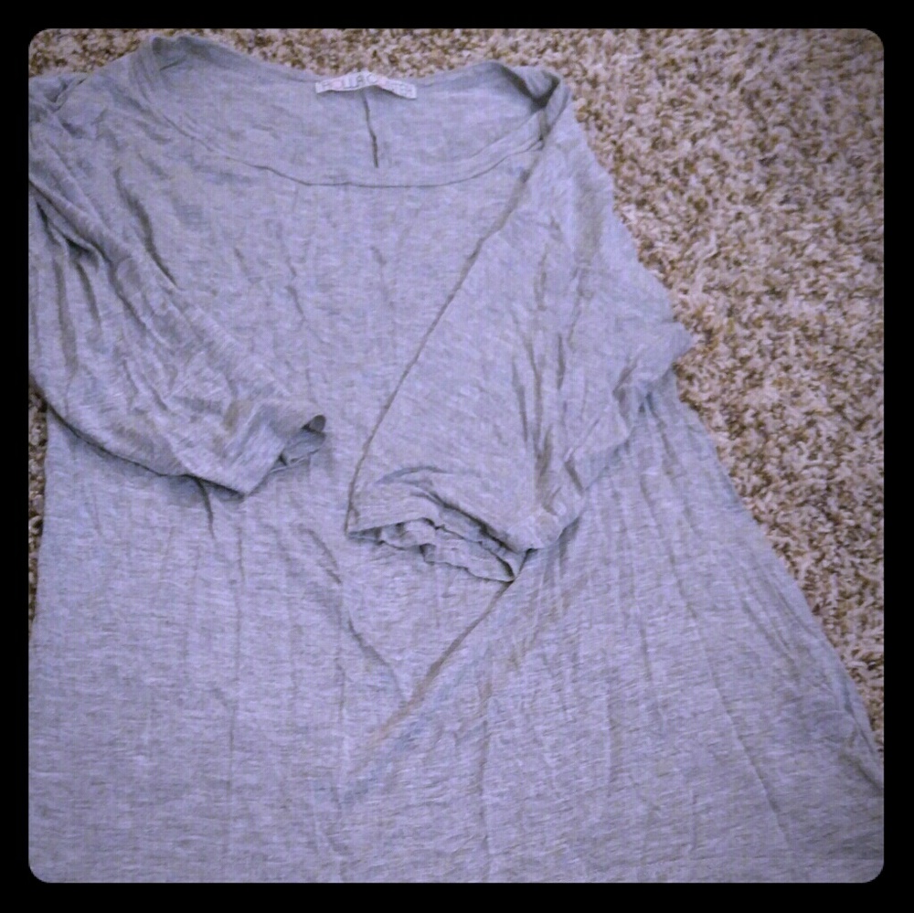 High-low quarter sleeved cotton top