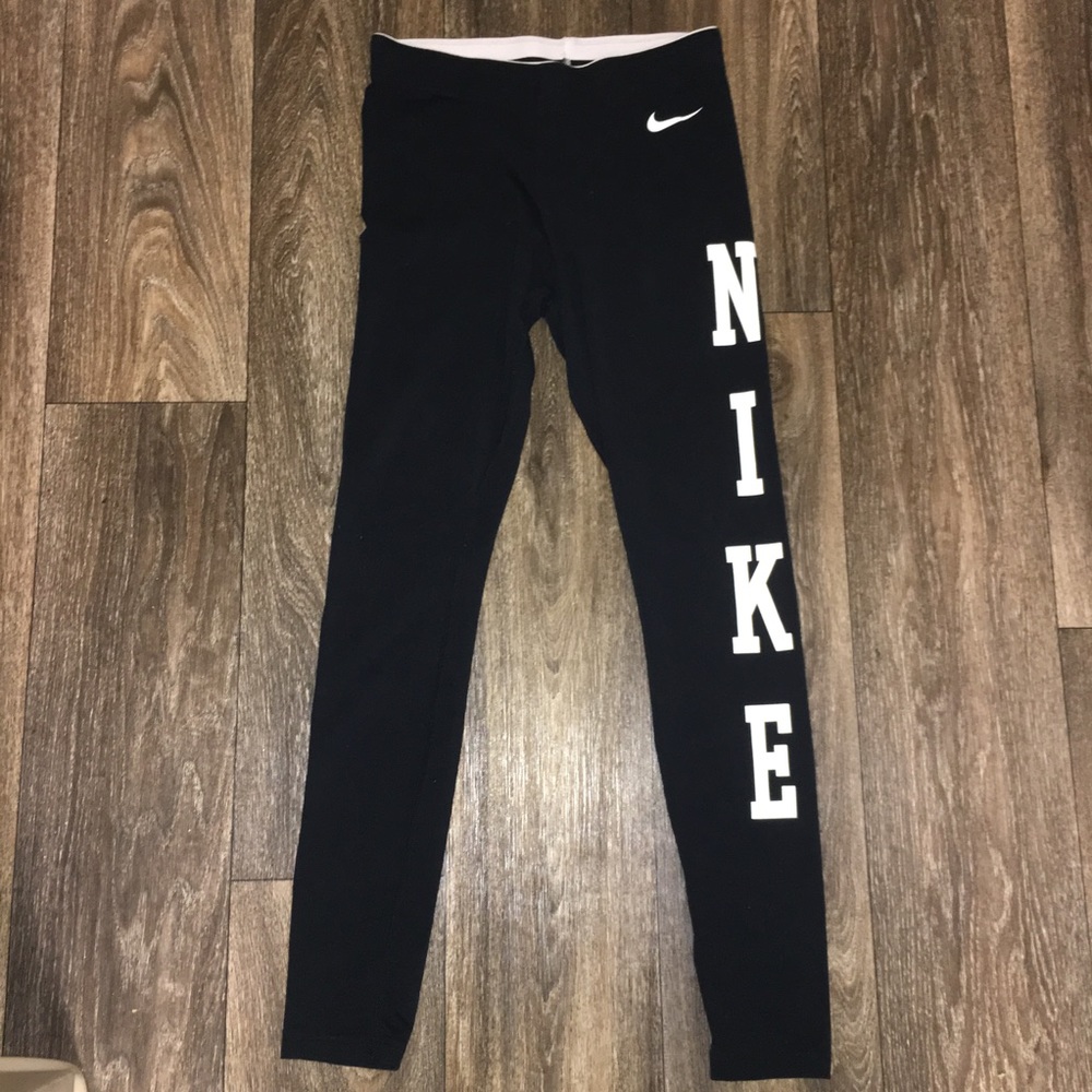 Nike black leggings