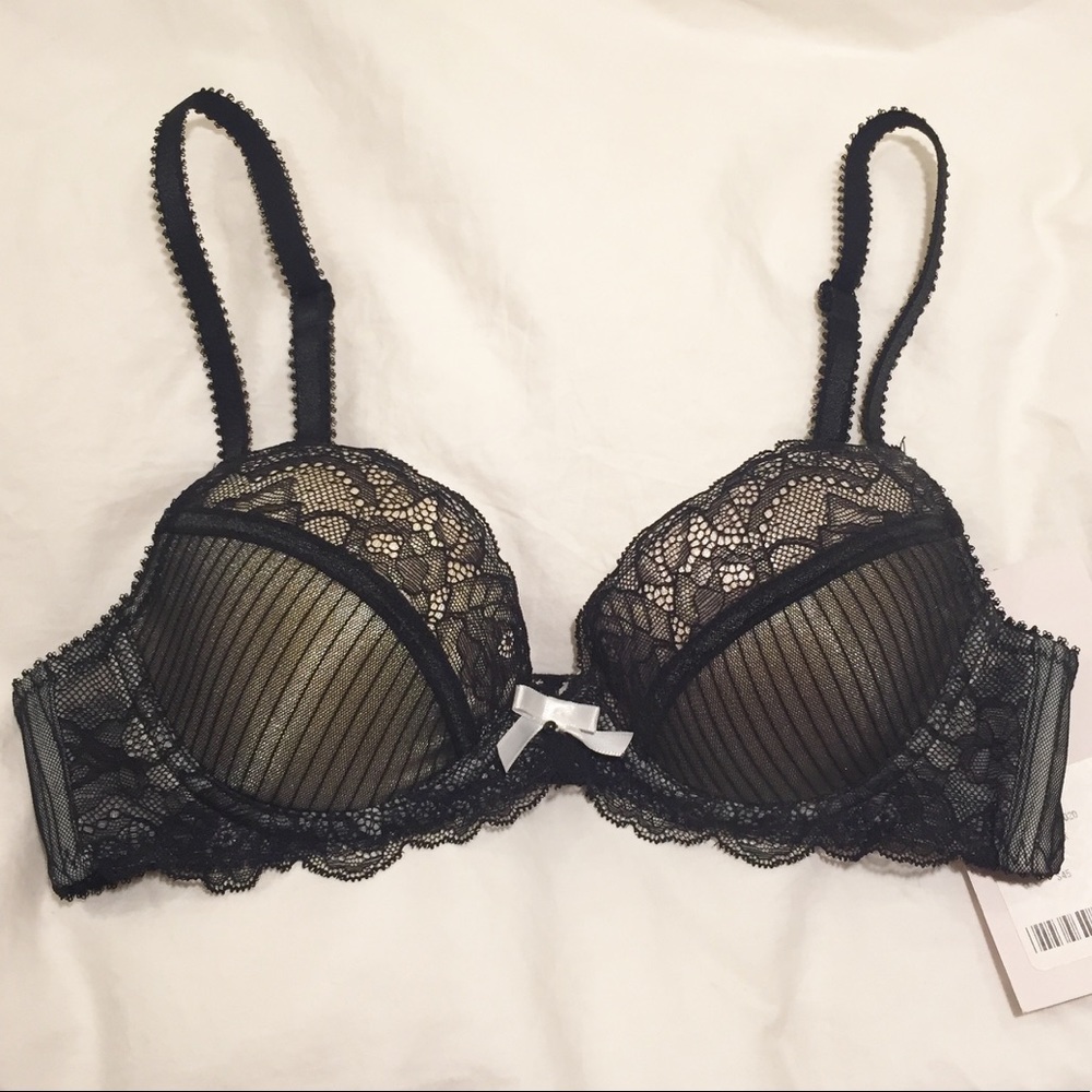 NEW Push-Up Bras 32A, Set of 3
