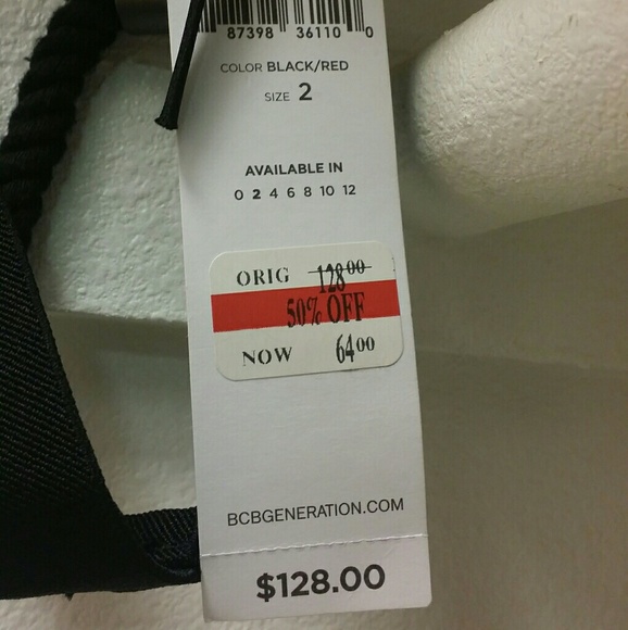 BCBG MAXAZRIA Brocade Printed Dress Size 0/2 - Picture 4 of 4