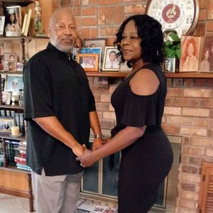 Meet your Posher, Regina