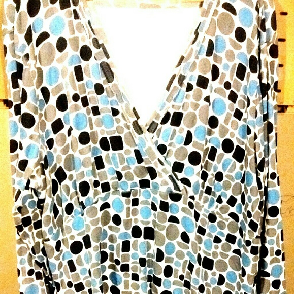 Blue, grey, and black long sleeve abstract shirt - Picture 2 of 2