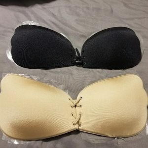 Self adhesive strapless invisible bra