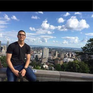 Meet your Posher, Ahmad