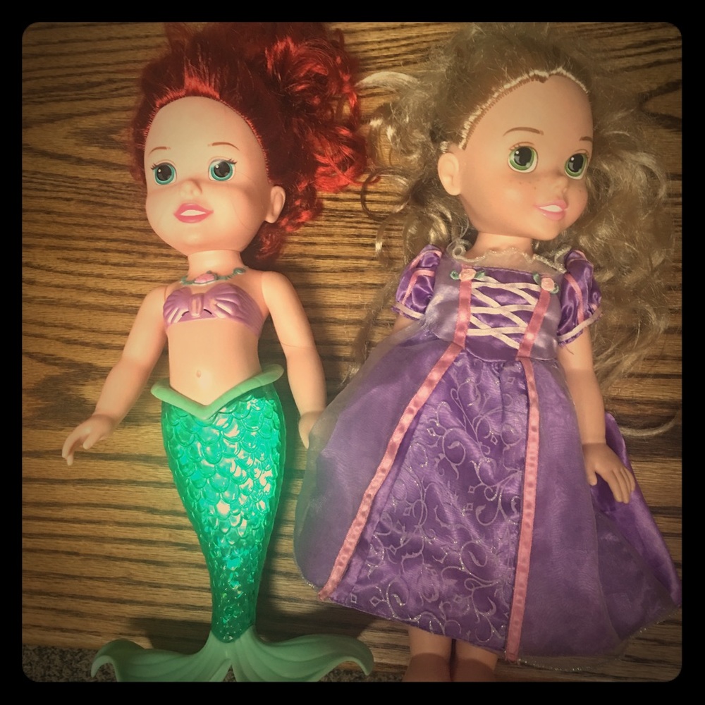 DISNEY TOY tot dolls
