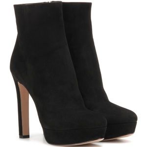Authentic! Retail $1075 Prada Black Suede Booties